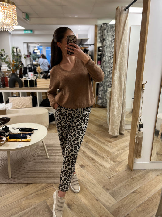 PANTALON EFFET JOGGING CHOCOLAT IMPRIMÉ LEOPARD